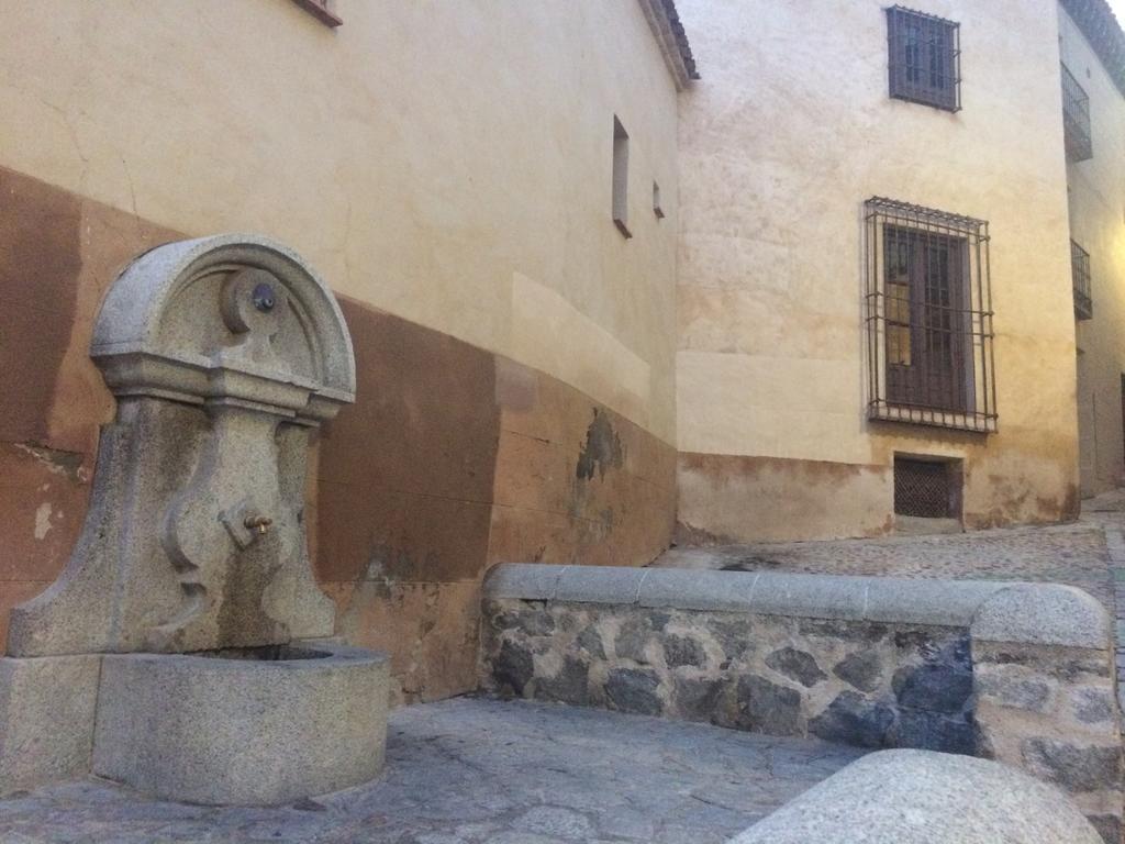 Apartamentos Coliseo Toledo Zewnętrze zdjęcie